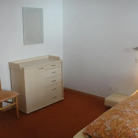 Haus Alpenstern Apartment Saas-Grund Room photo
